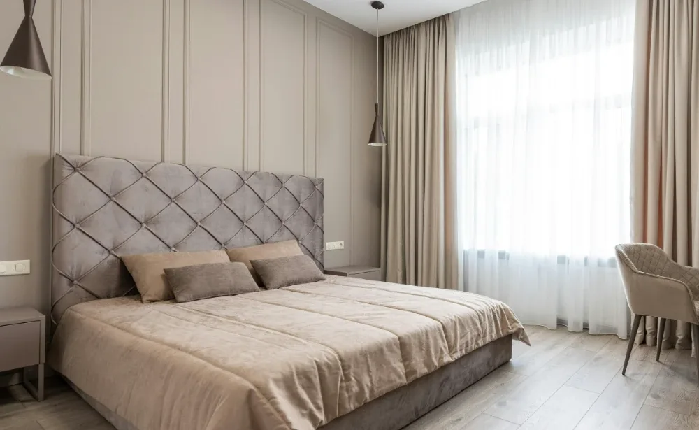 Elegant Bedroom Flooring and Interior Design