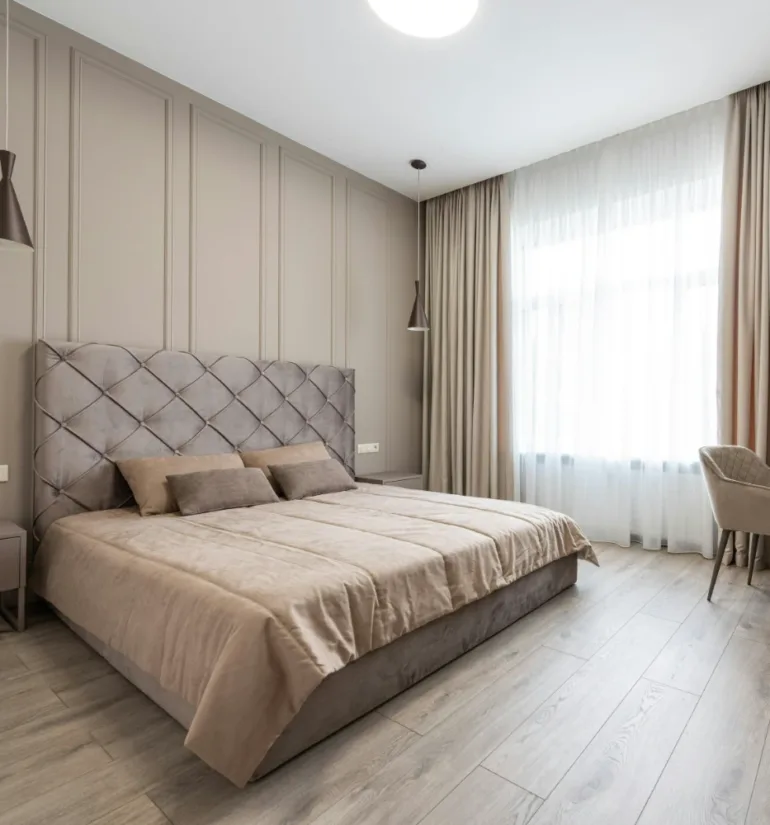 Elegant Bedroom Flooring and Interior Design